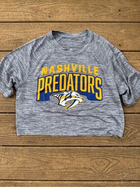 Nashville Predators  Gray Graphic Tee